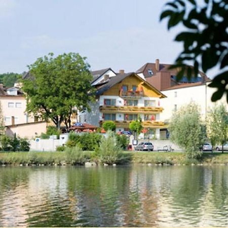 Landgasthof Moser&Restaurant Bootshaus Windorf  Exterior foto