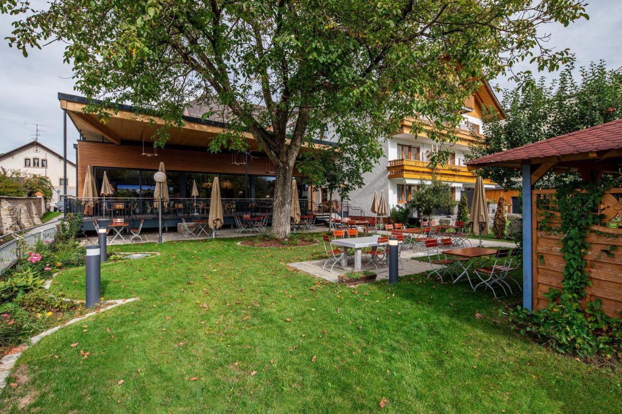 Landgasthof Moser&Restaurant Bootshaus Windorf  Exterior foto